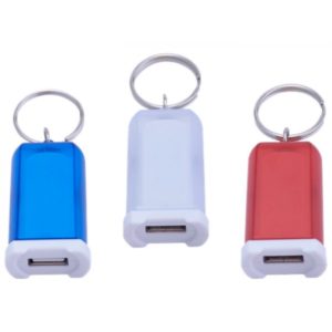 Llavero y cargador universal USB para auto de un solo puerto